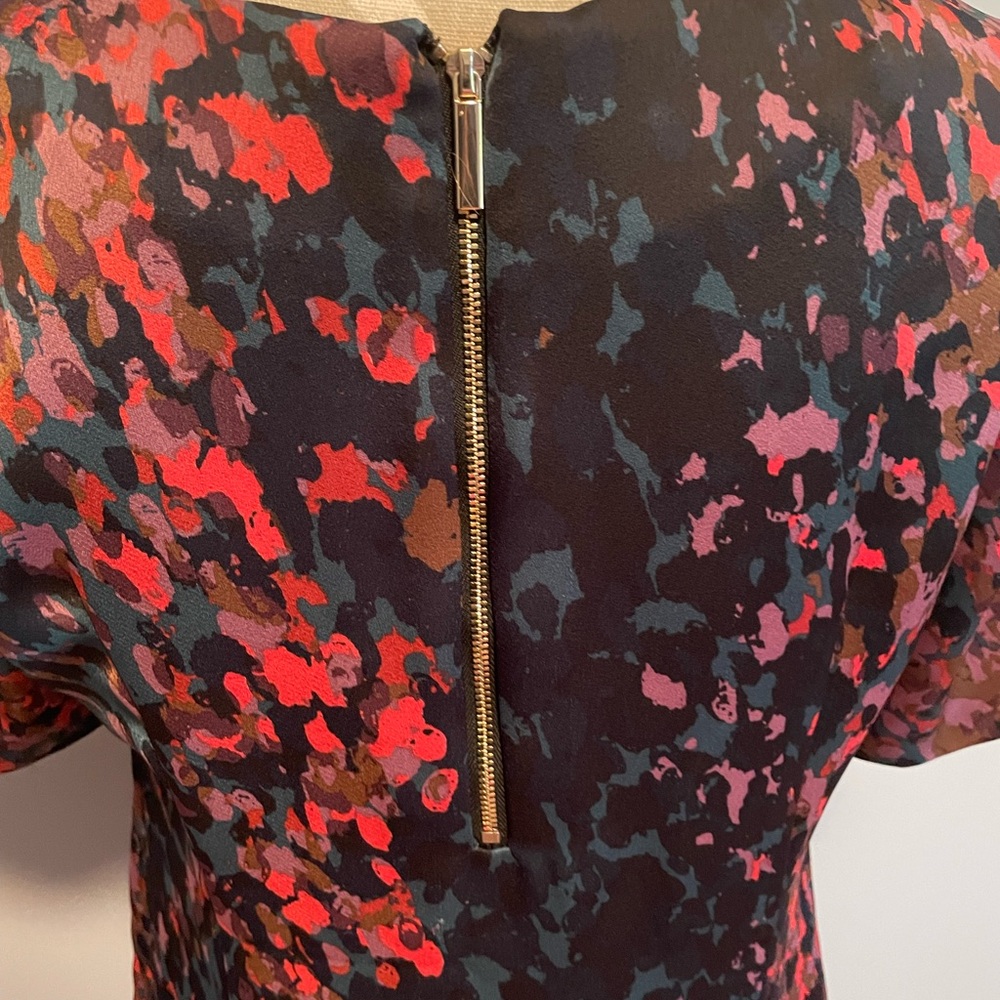 Halston Top - Picture 3 of 7